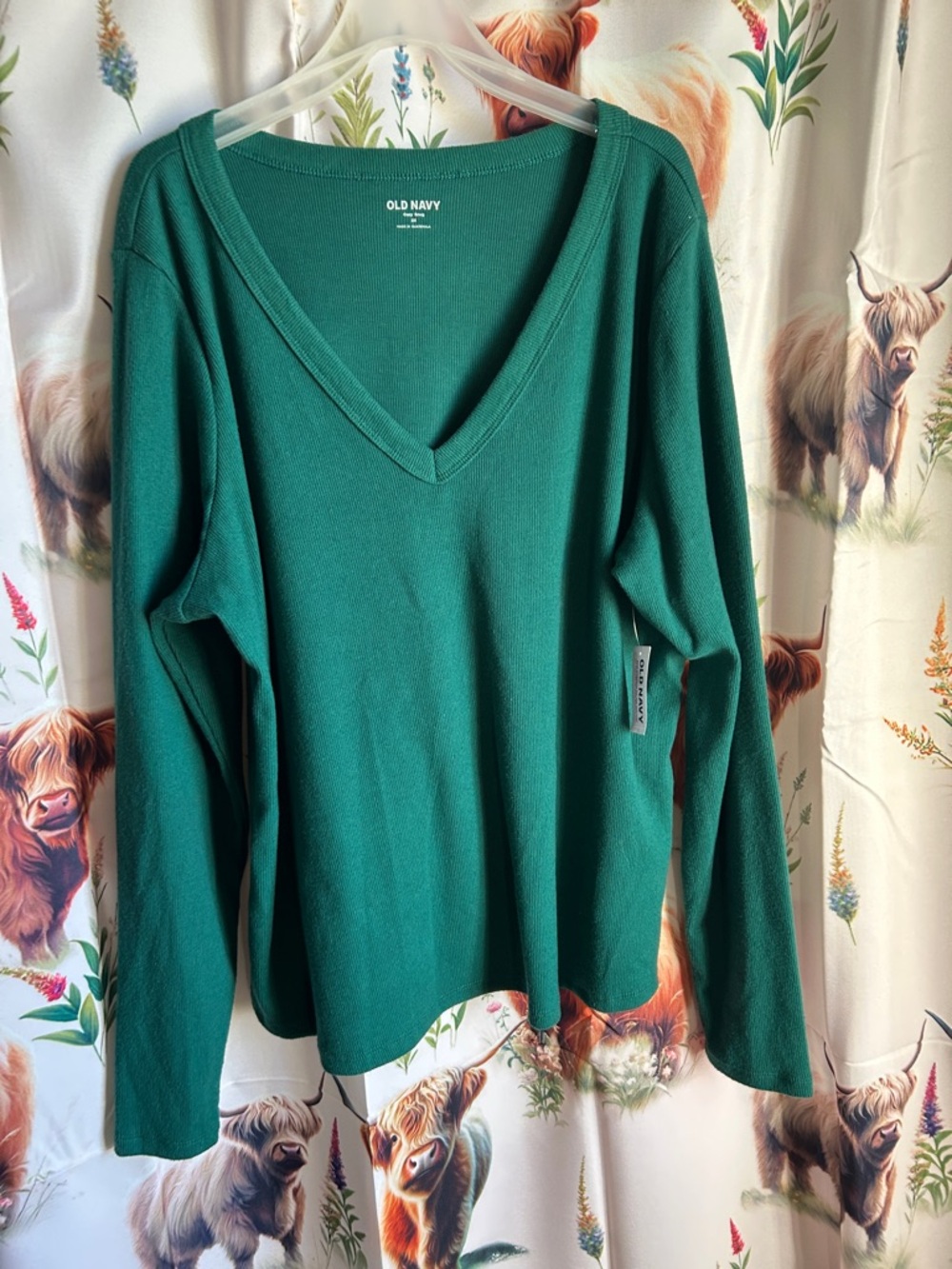 Old Navy Women’s Cozy Snug V Neck Forest Green Ribbed Shirt